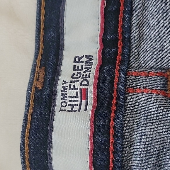 JEANS - Picture 2 of 4